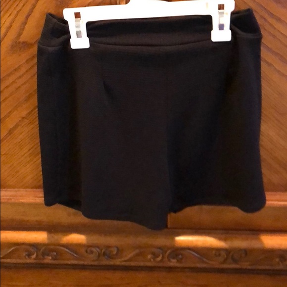 Shirt shorts! - Picture 3 of 3